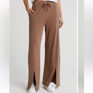 Travis Mathew The Cloud Collection Brown Joggers with Open Slits NWT Size XL